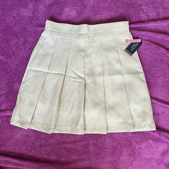 Girls 16 Tan Pleated Uniform Skort NWT - Picture 1 of 3